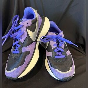 Nike Internationalist Retro Running Shoe